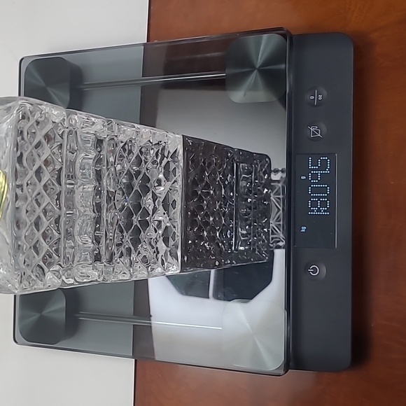 Lausitzer Glass Lead Crystal Whiskey Decanter - Picture 6 of 6